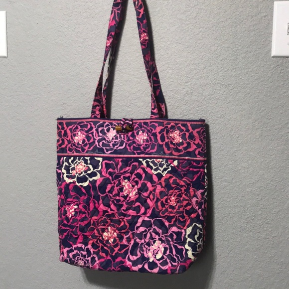Vera Bradley Handbags - Vera Bradley Women’s Tote Bag
